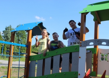 Otwarcie placu zabaw w Gumnach