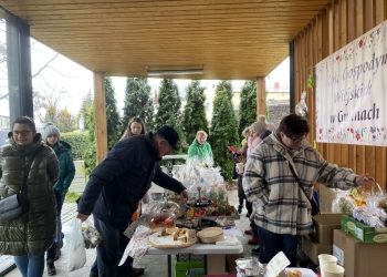 Kiermasz Wielkanocny przy tężni w Dębowcu 
