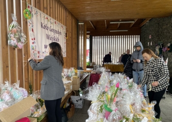 Kiermasz Wielkanocny przy tężni w Dębowcu 