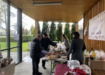 Kiermasz Wielkanocny przy tężni w Dębowcu 