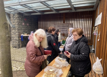 Kiermasz Wielkanocny w Dębowcu przy Tężni 24.03.2024