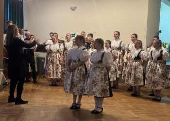 Noworoczne Kolędowanie z Zespołem Pieśni i Tańca Ziemi Cieszyńskiej im. Janiny Marcinkowej 04.01.2025r.