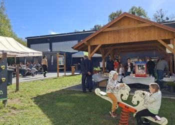 Otwarcie sali sportowej w Iskrzyczynie (47)