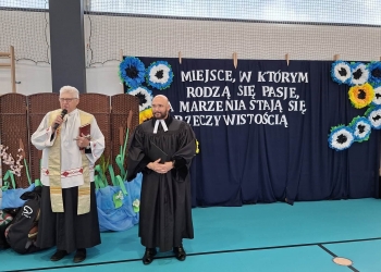 Otwarcie sali sportowej w Iskrzyczynie (54)